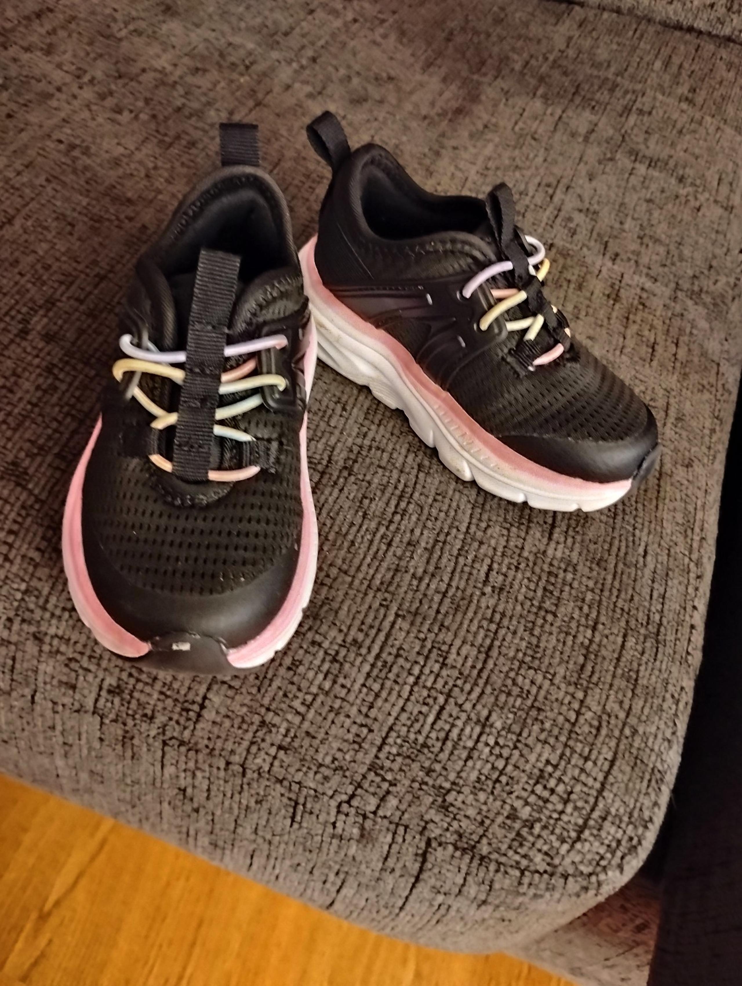 Toddler sneakers
