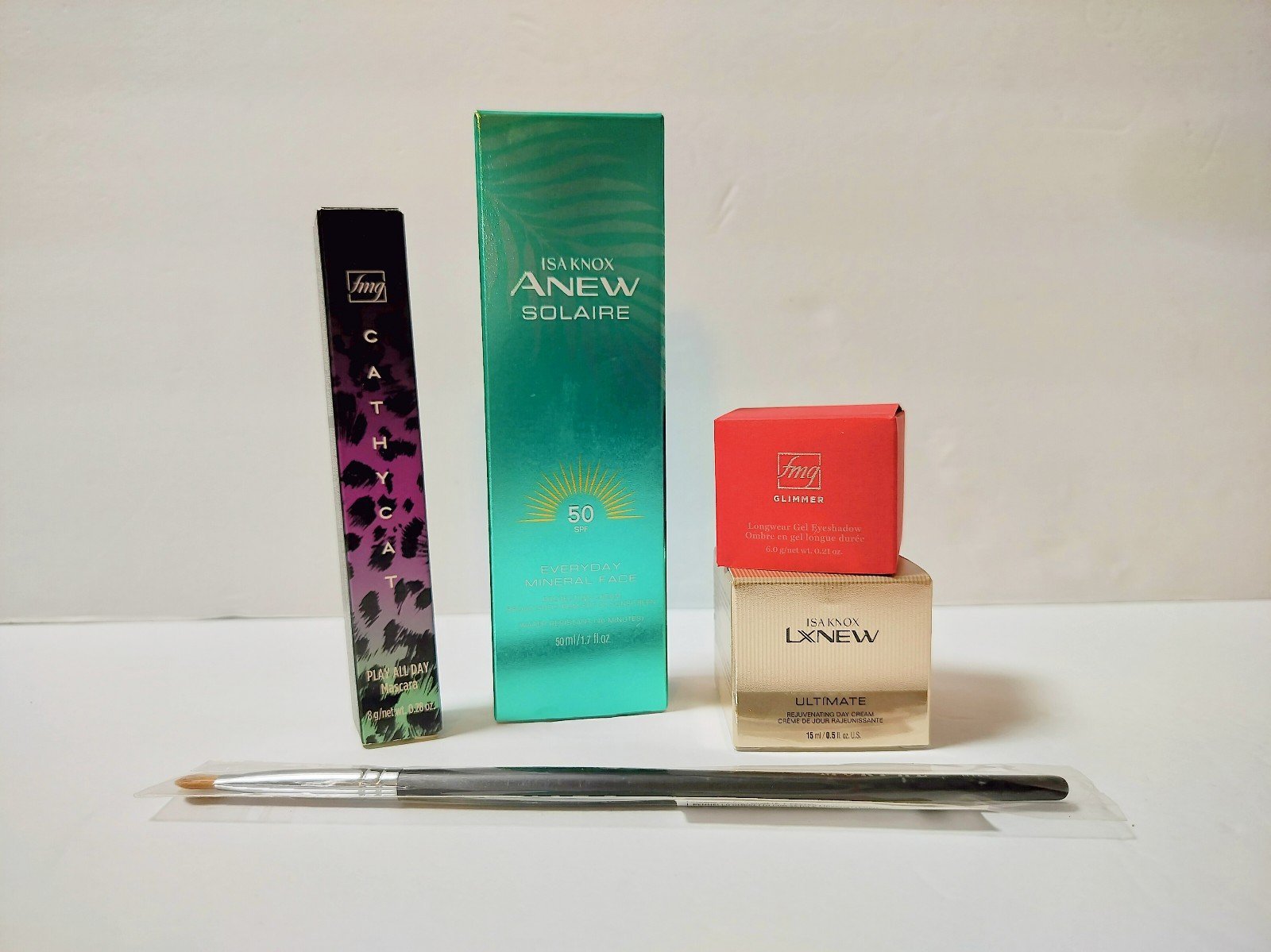 Bundle of high end make up.