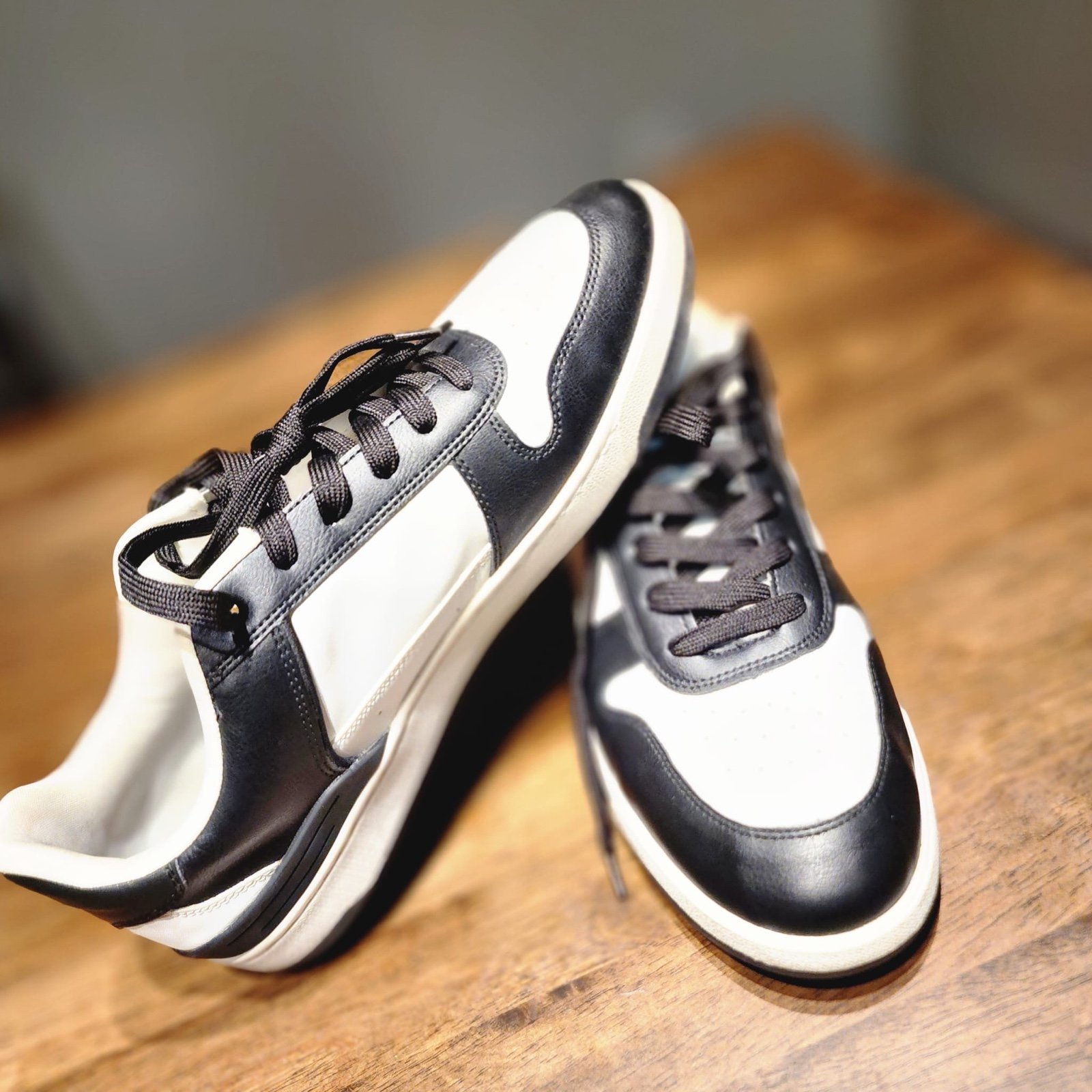 Zara Low Top Fashion Sneakers
