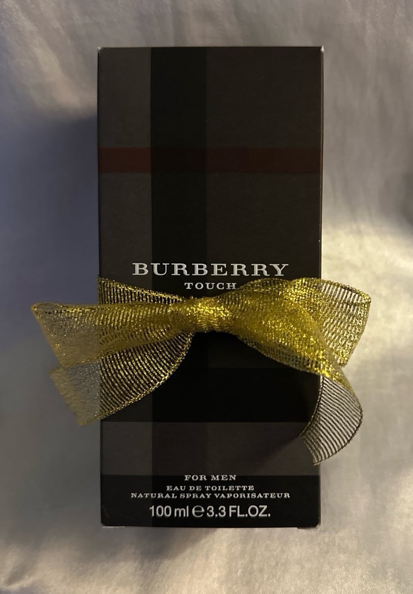 BURBERRY TOUCH EAU DE COLOGNE FOR MEN 3.3 FL. OZ + BEAUTY GIFTS