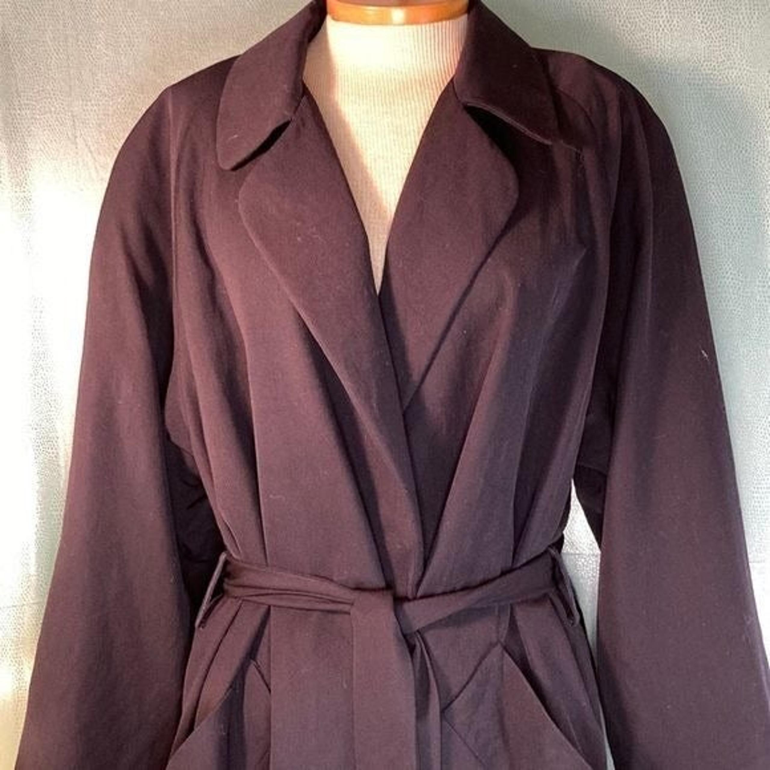 Vintage 80’s deep navy blue Christian Dior trench coat Size medium shoulder pads