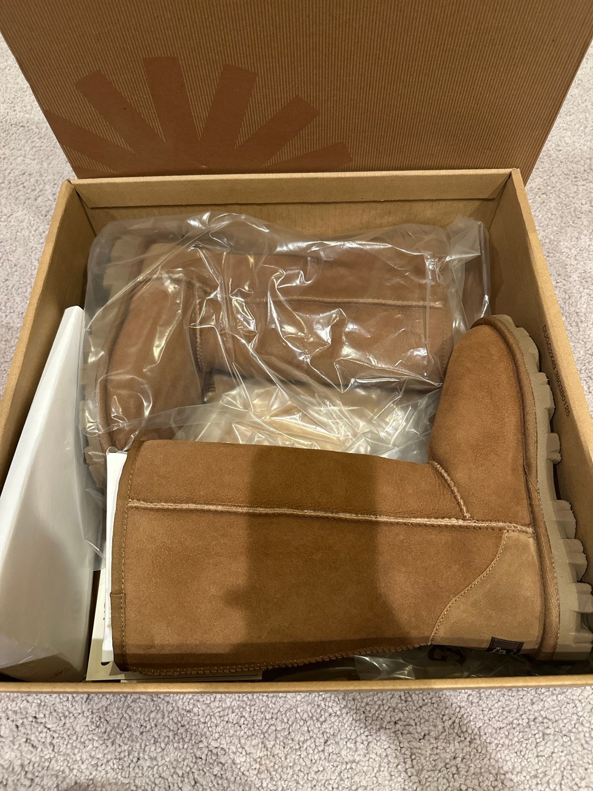 UGG BOOTS (BRAND NEW)