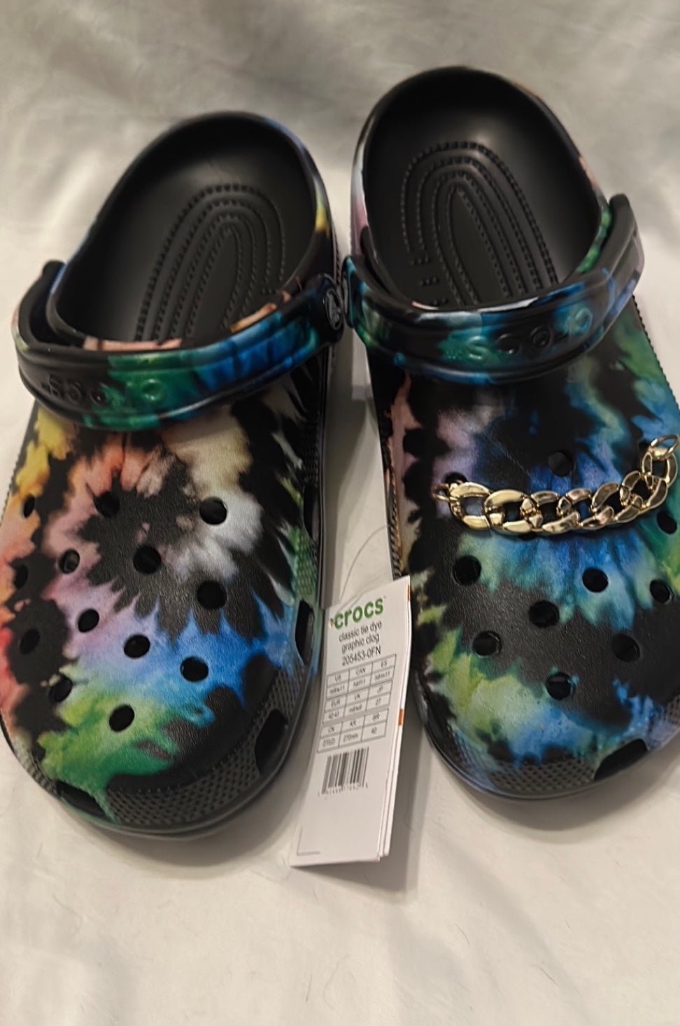 CROCS CLASSIC TIE DYE CLOGS BLACK, BLUE, PINK + CHAIN CHARM SZ WMN 11/MN SZ 9