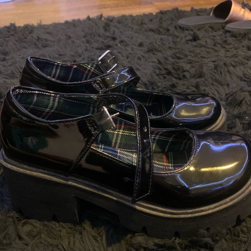 shoes women