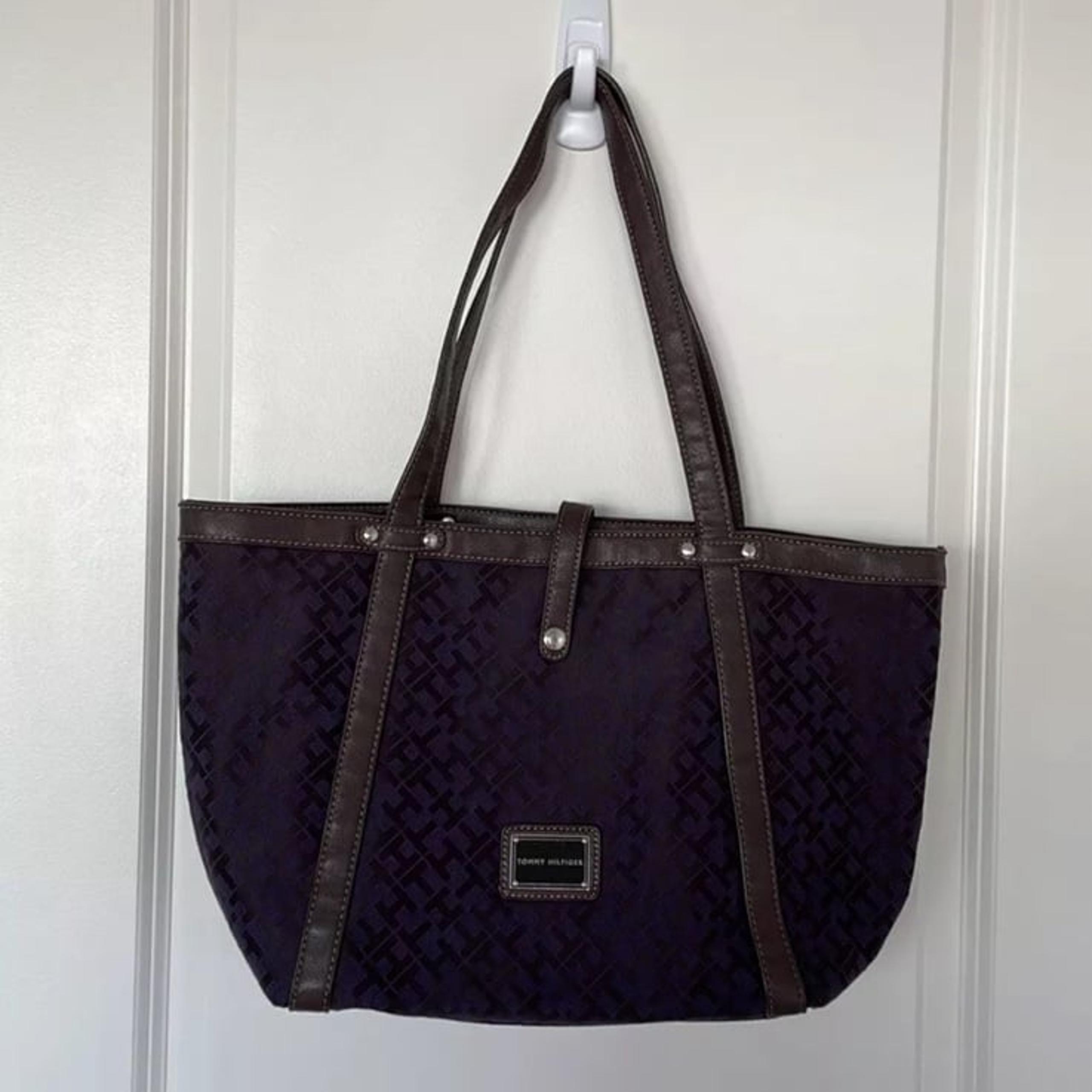 Tommy Hilfiger Black Handbag Pocketbook Shoulder Tote Bag
