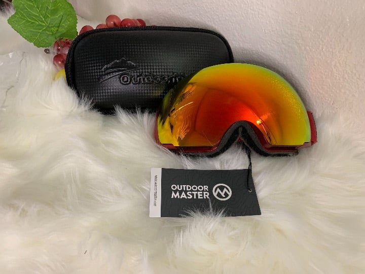 OutdoorMaster Ski Goggles PRO