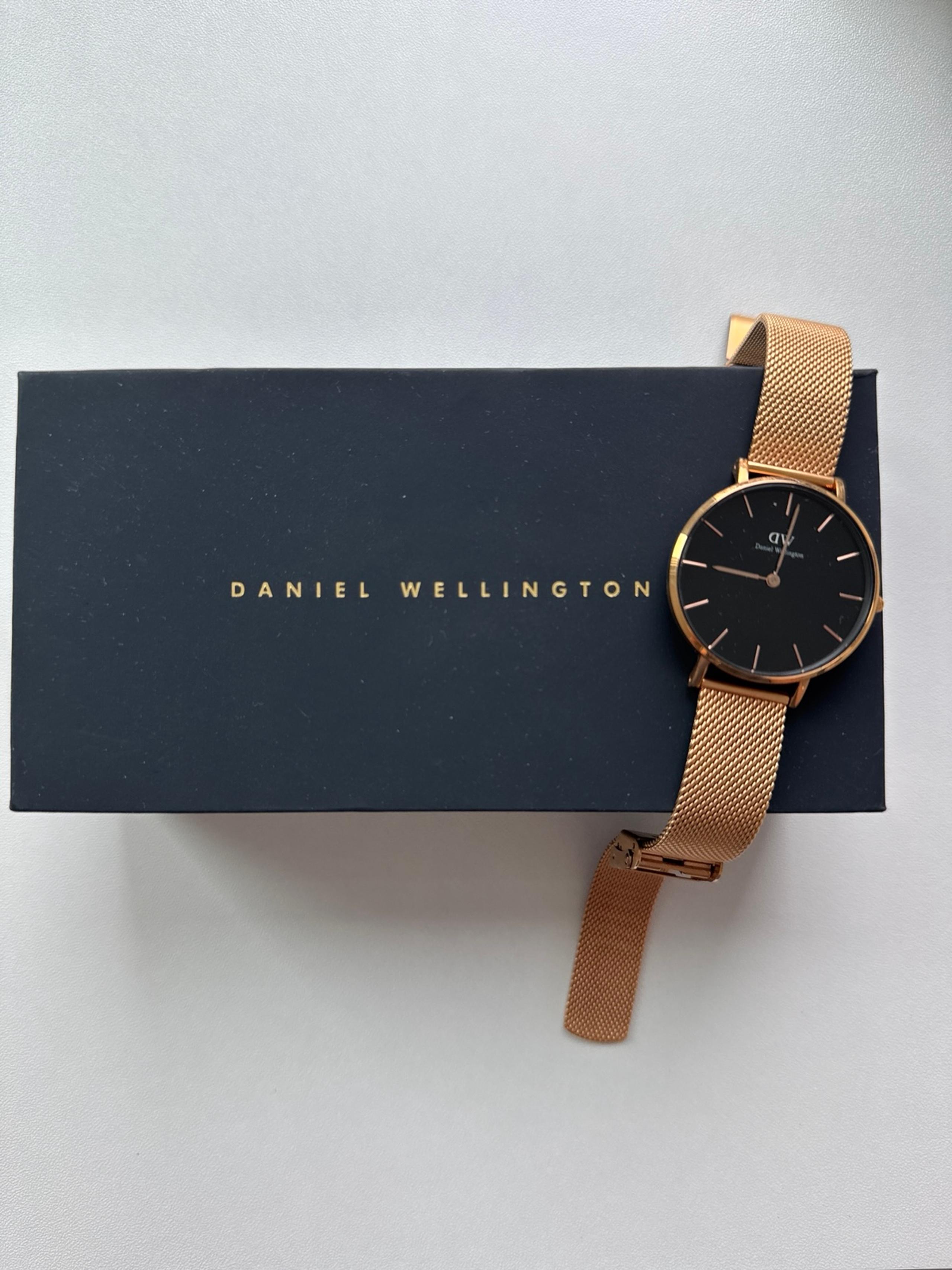 Daniel Wellington Classic Petite Melrose Watch, 28mm
