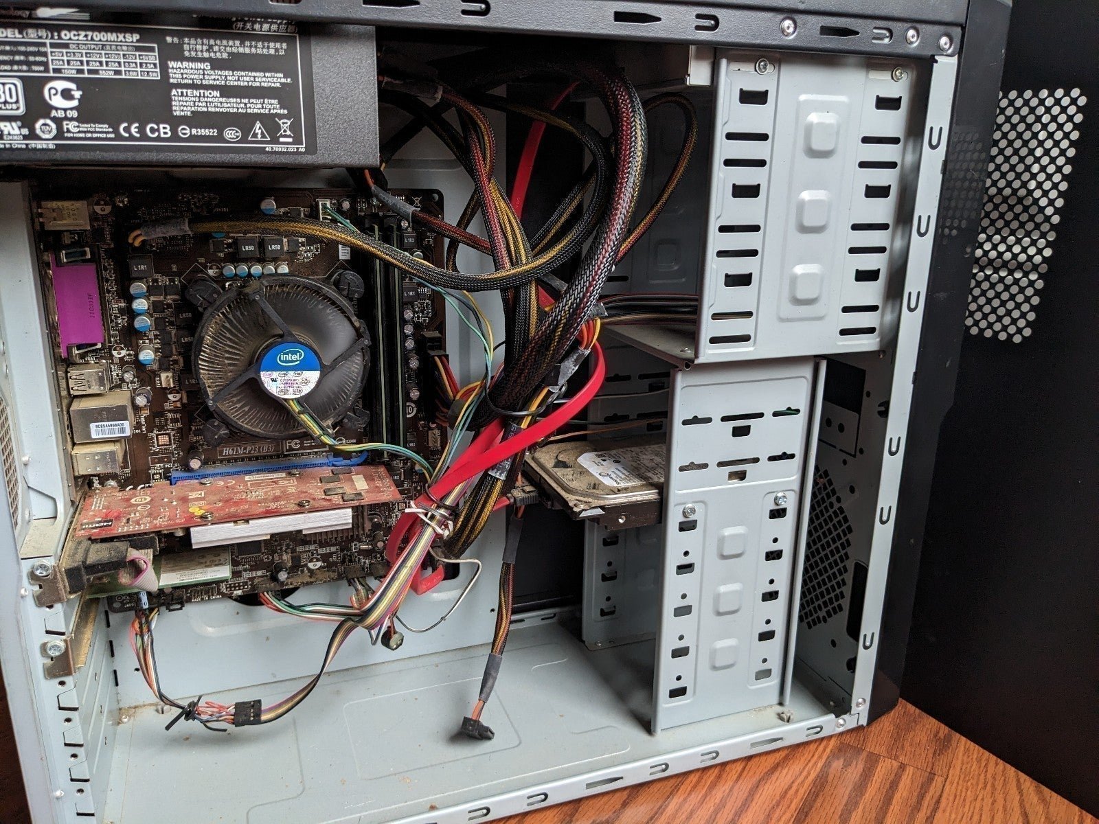 FREE SHIPPING + Nvidia GT 520 + Intel Core i3 2100 3.1GHz + 8GB DDR3 Windows 7