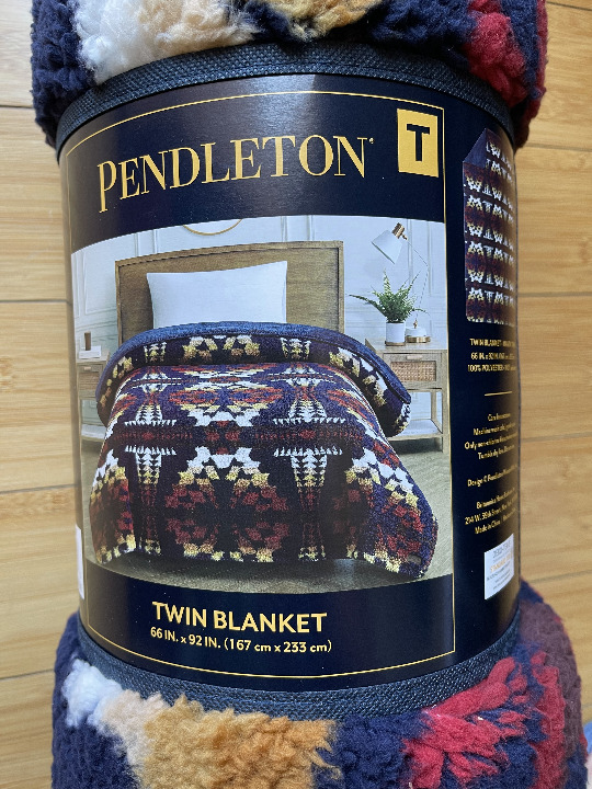 Pendleton Twin Blanket - Red and Blue