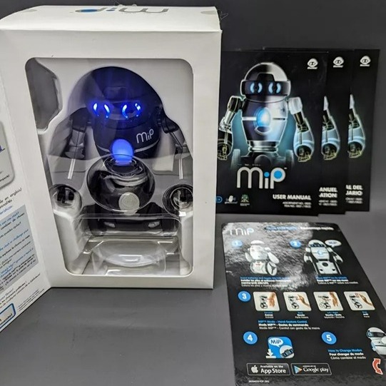 MiP WowWee Interactive Balancing Robot Electronic Toy Gesture Dance Voice TRAY
