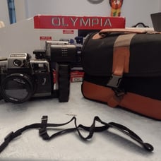 Vintage Olympia DL 2000A 50mm camera, with flash and camera bag, works