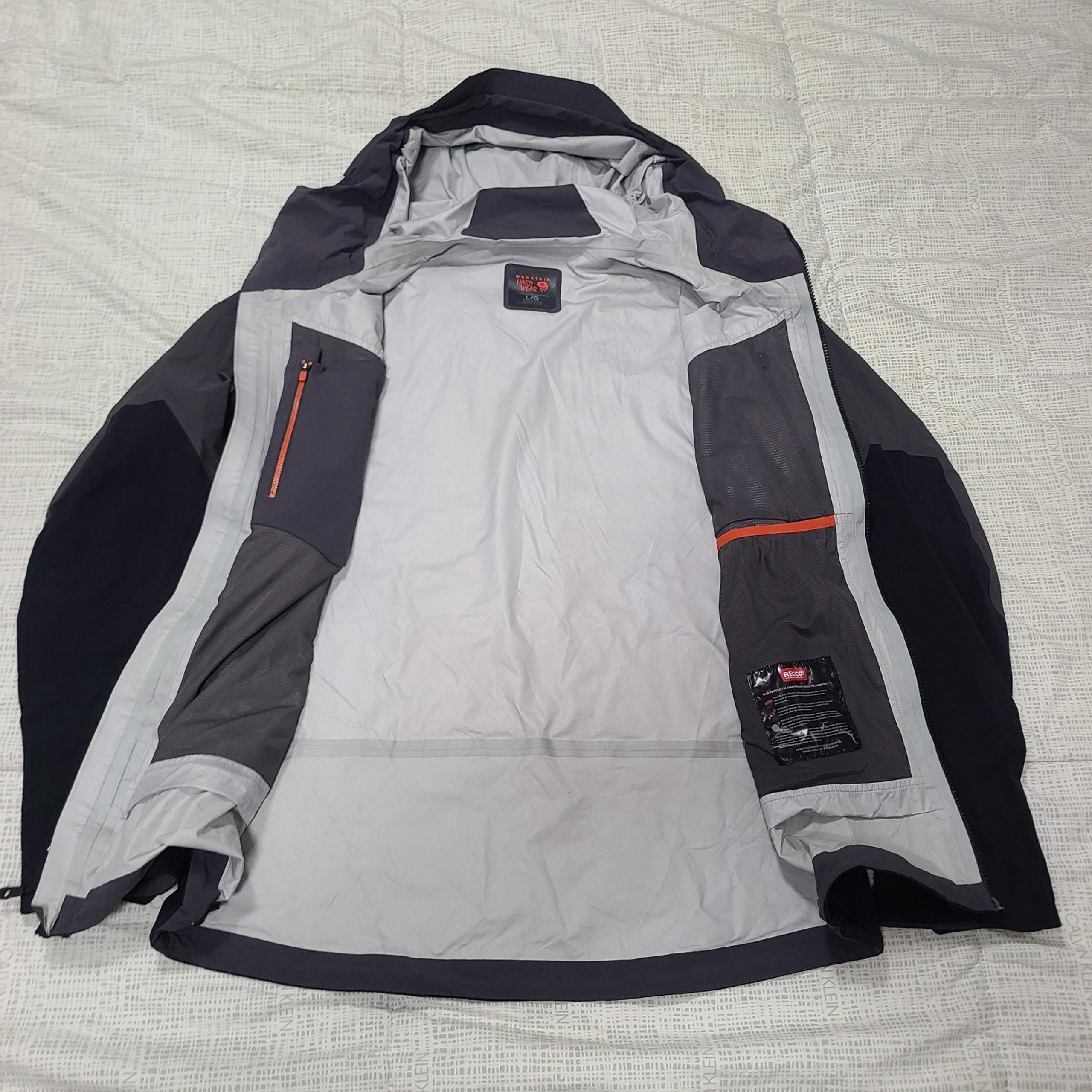 Mountain Hardwear Nylon Jacket Hoodie L/G Black with RECCON TECHNOLOGY