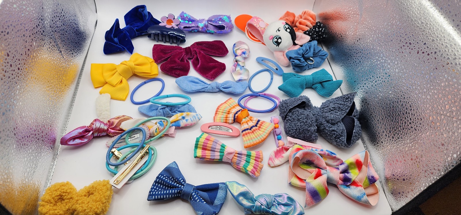 Bundle of hair bows