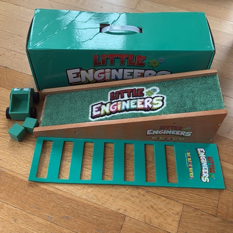 The Learning Experience, Little Engineers Car Toy Ramp