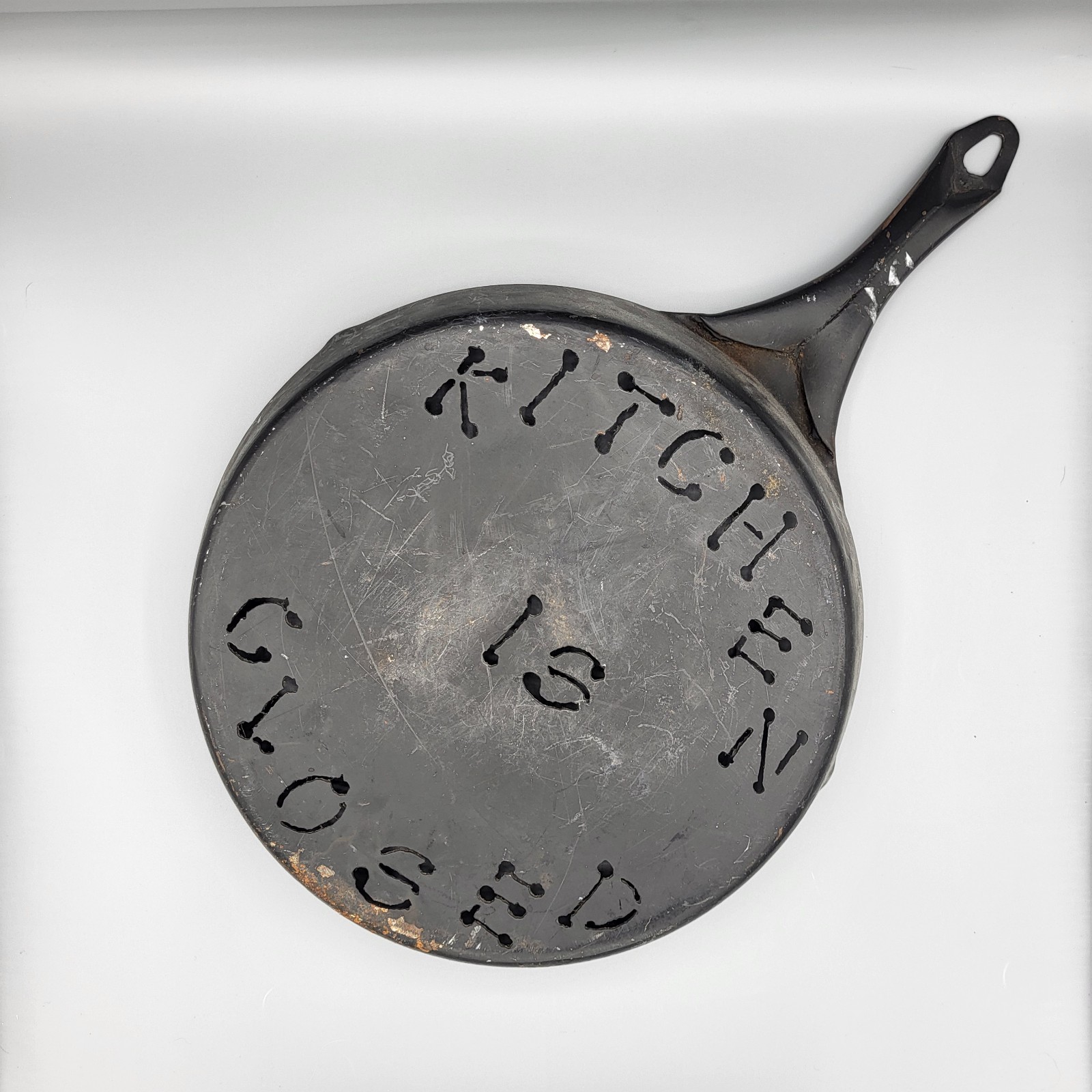 Vintage Cast Iron Skillet Kitchen is Closed Decor