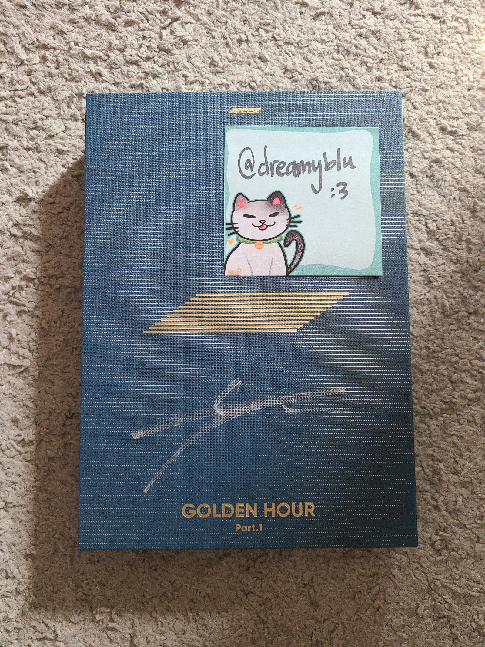 [DONE] WTT ateez golden hour pt. 1 blue hour version (yunho signed) album