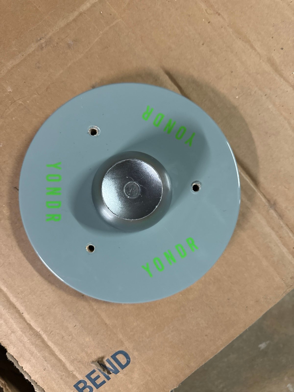 Yondr pouch unlocking wall mounted magnet