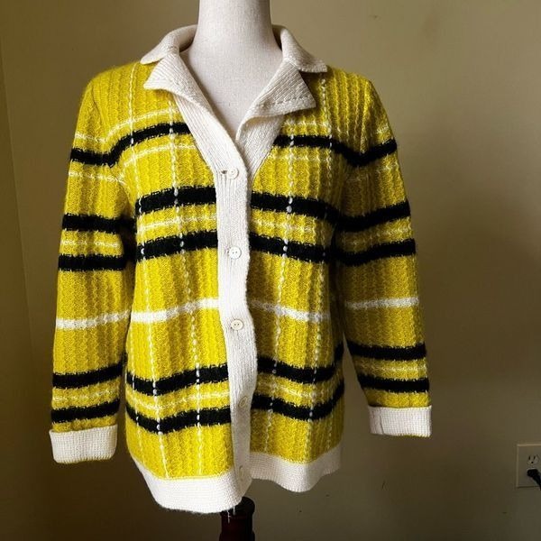 Vintage 1960s Mohair Knit Cardigan Sweater Yellow Cream Black Striped Large