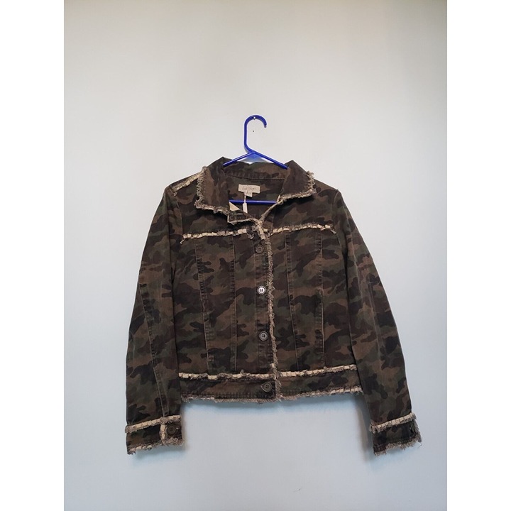 Charlie Page Women's M Trucker Jacket Camo Moto Fray Fringe Hem 100% Cotton NWOT