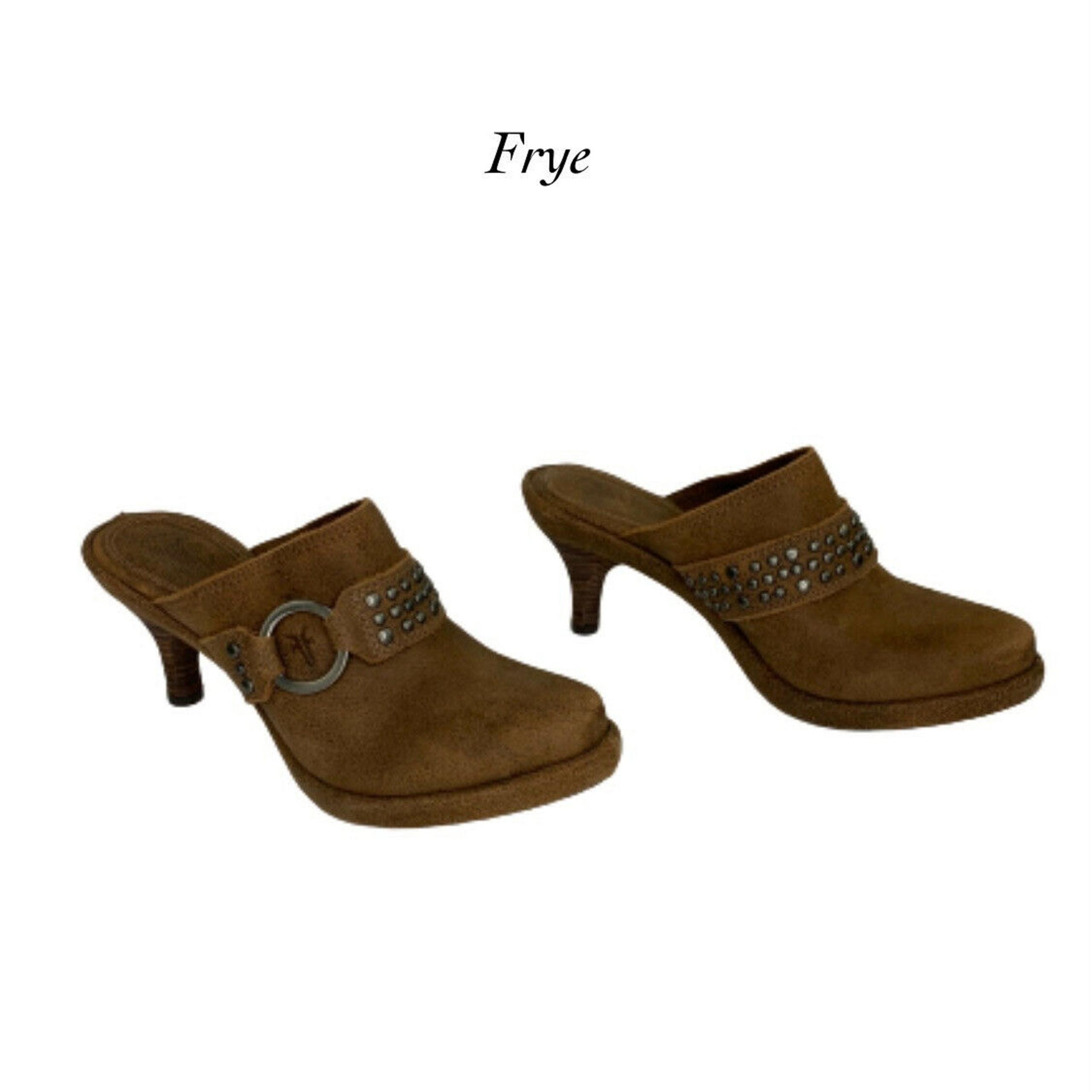 Frye Shelby Tan Women Studded Ring Mules Clogs NEW Size 7.5B