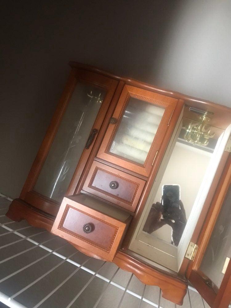 jewelry box