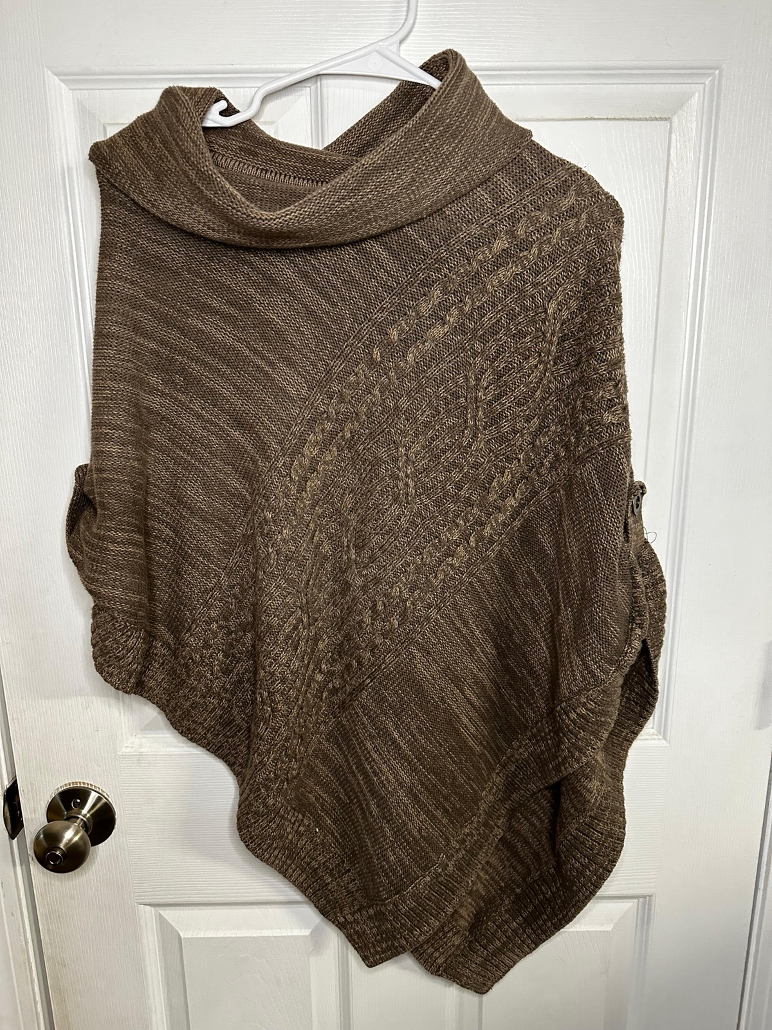 Women’s Sonoma Pullover Brown Knitted Poncho Shawl With Collar Sweater Size L/XL