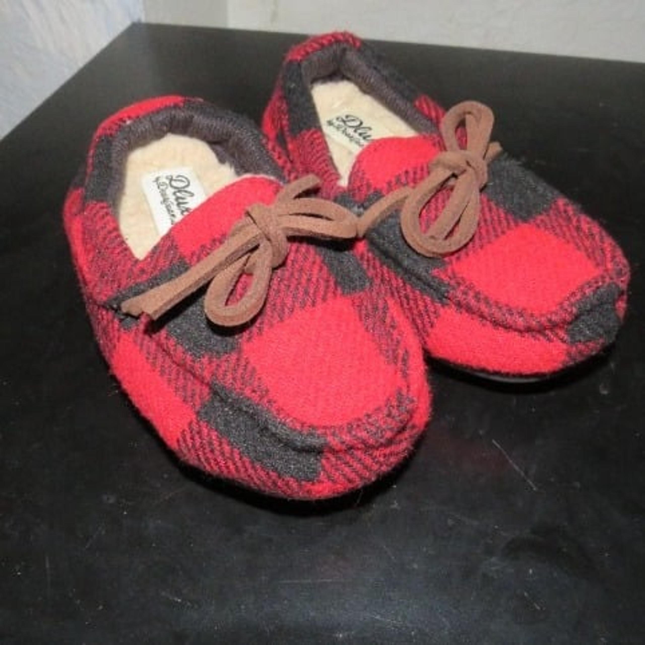 Dearfoams Red Black Plaid Toddler Hard Soled Moccasin Slippers Size 7 8