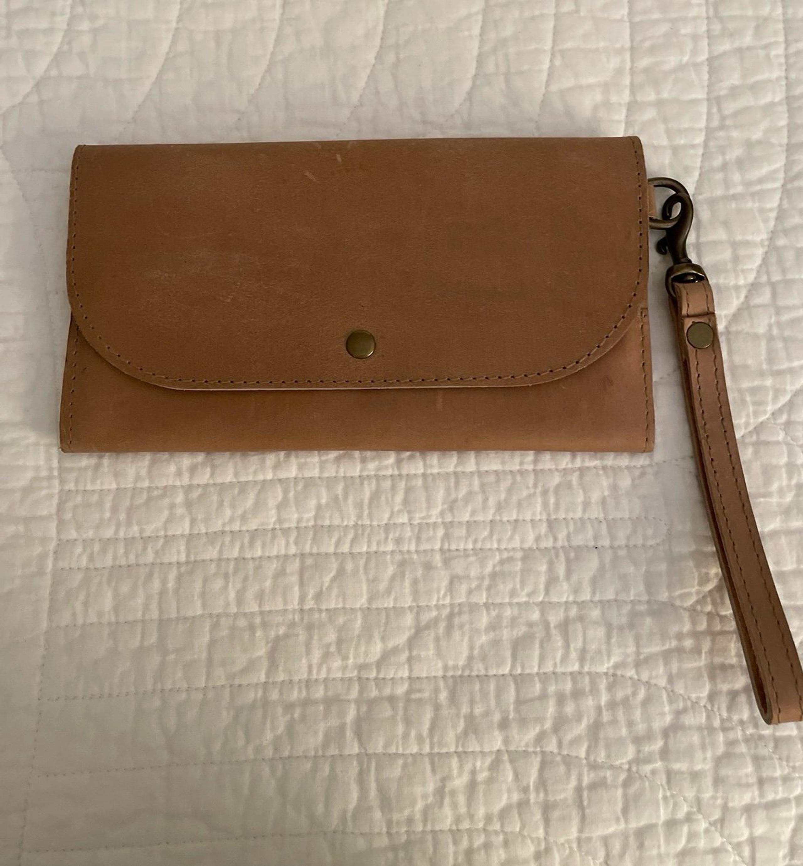 Able Wristlet