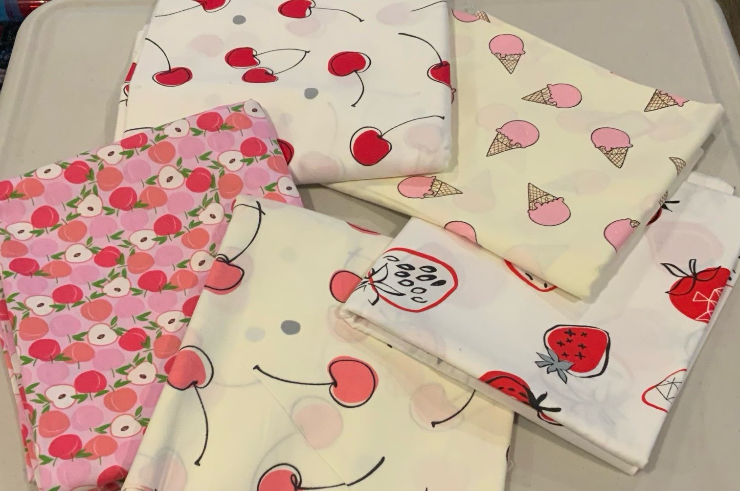5 yards of different fruits of fabric - lot selling 1 yard each print on sale