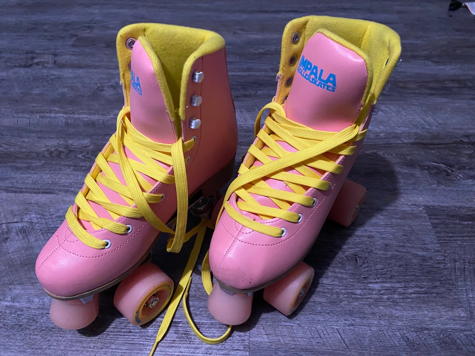 roller skates size 6