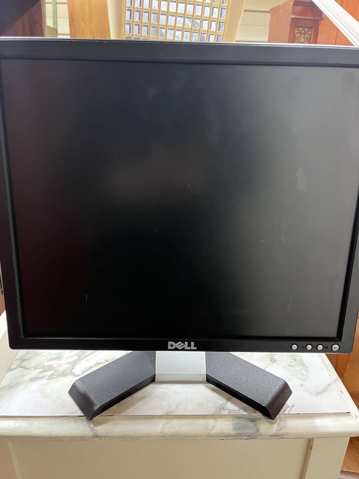 Dell Flat Panel LCD Monitor 17 inch
