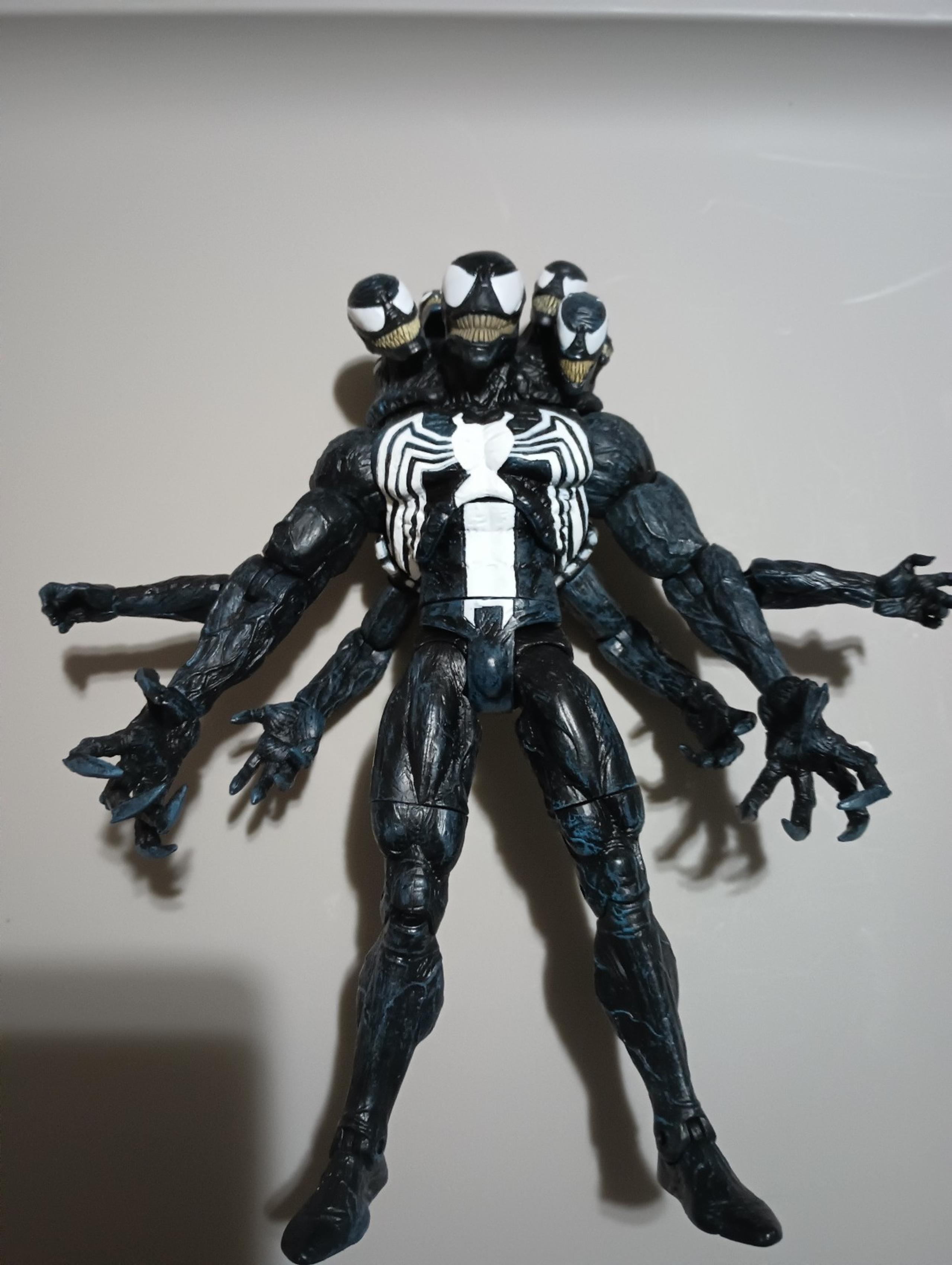 Diamond Marvel Select Venom