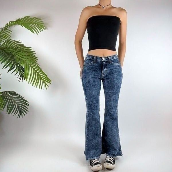 Vintage Y2K Acid Washed Mid Rise Indie Grunge Flare Denim Jeans / Size: 1/25