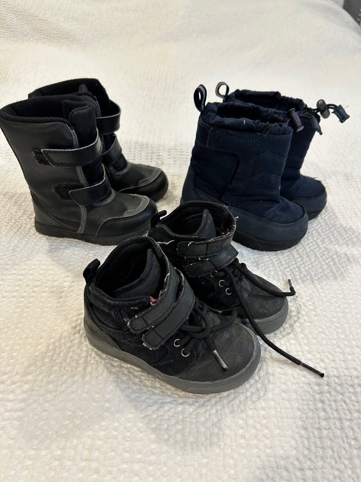Lot of size 7 toddler shoes winter