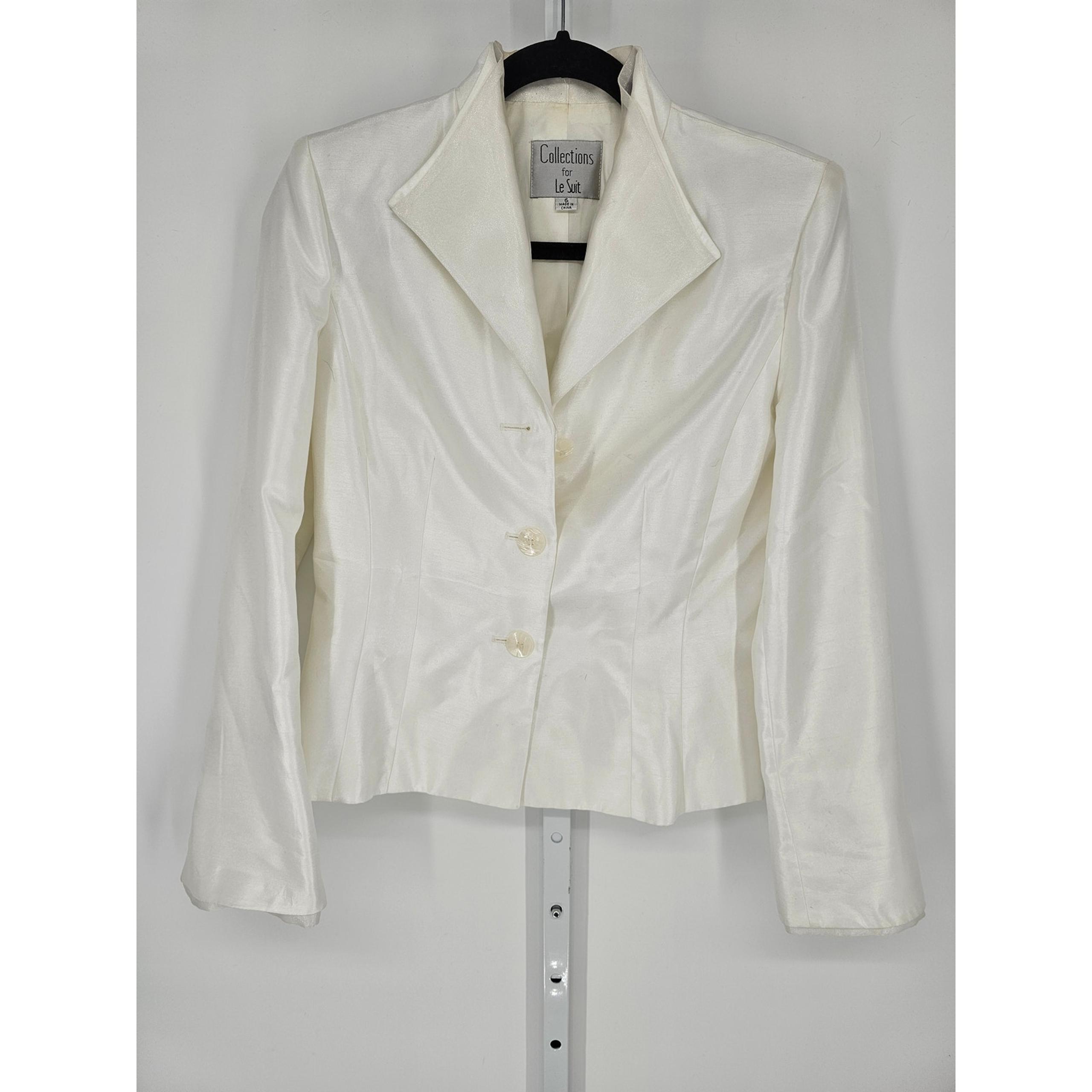 Collections for Le Suit Women's White Long Sleeve Tri Button Front Jacket Size 6