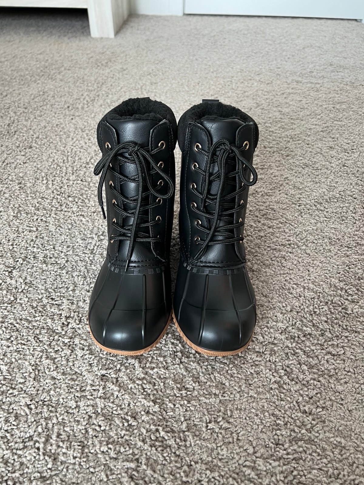 Black Duck Boot With Faux Fur Detail