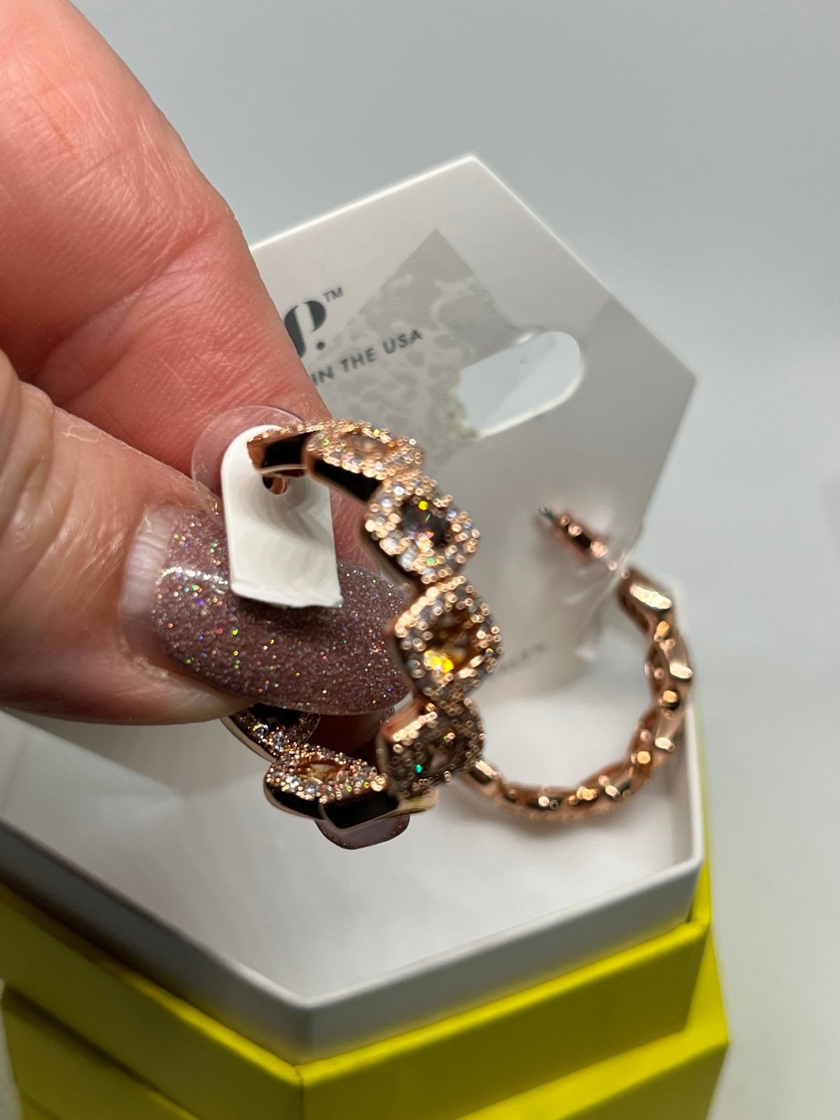 Bomb party earrings - ER51264 Moments of Bliss
