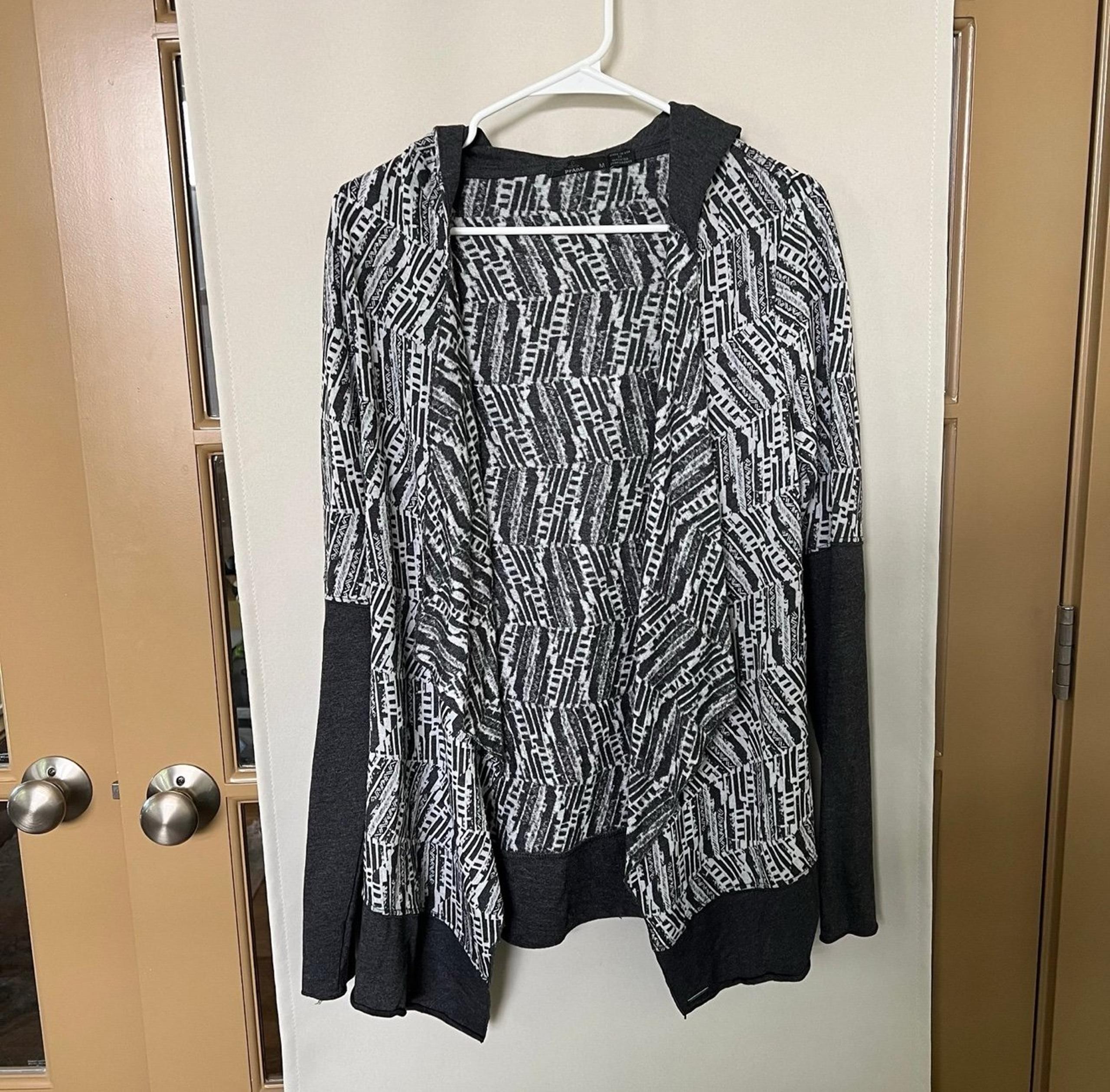 Prana Womens Medium Grey White Graceful Wrap Cardigan