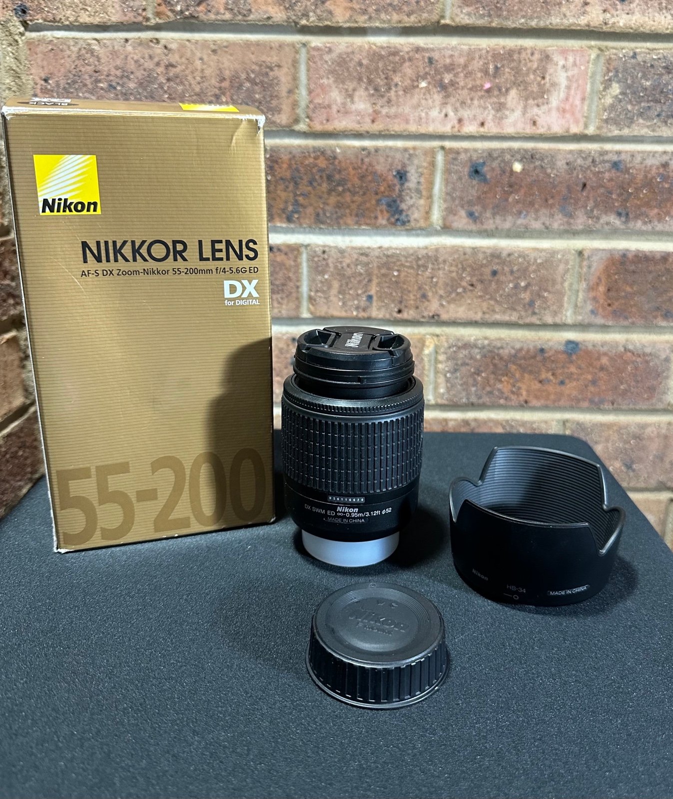 Nikon Nikkor Lens AF-5 DX Zoom-Nikkor 55-200mm f/4-5.6G ED