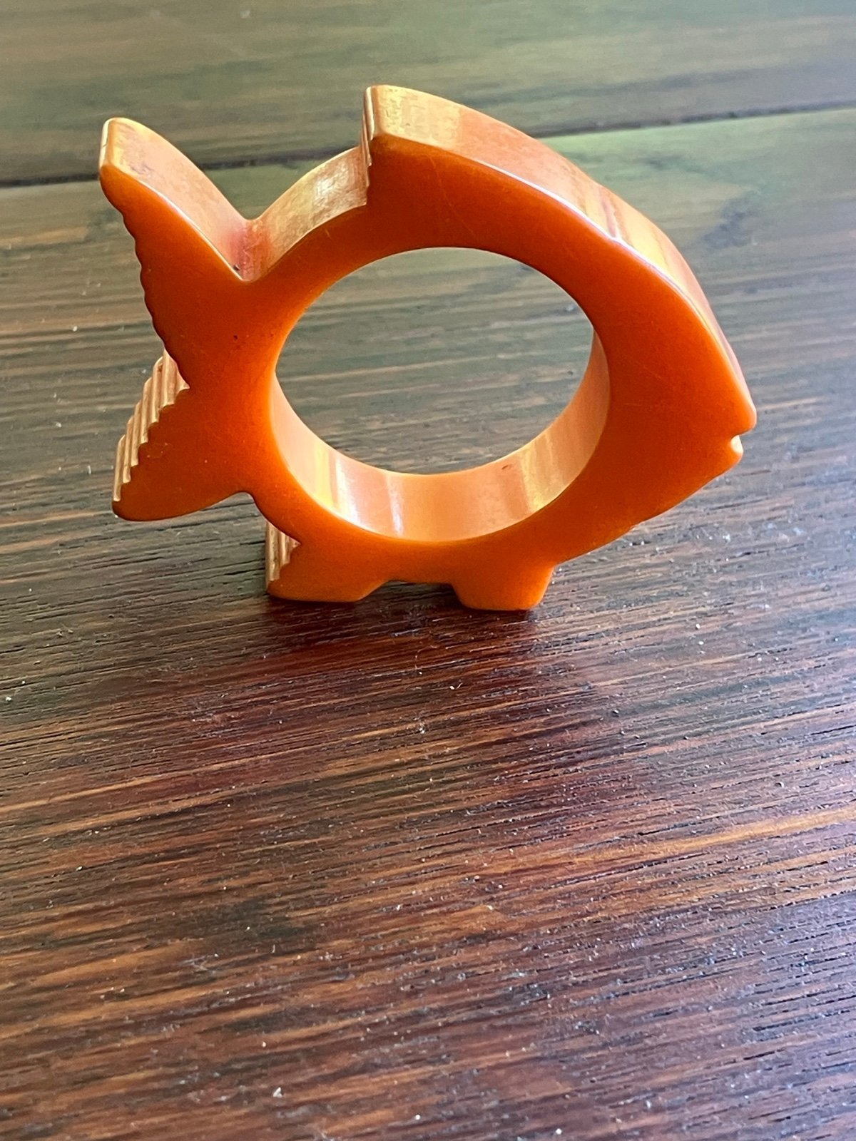 Bakelite napkin holder shaped like a fish