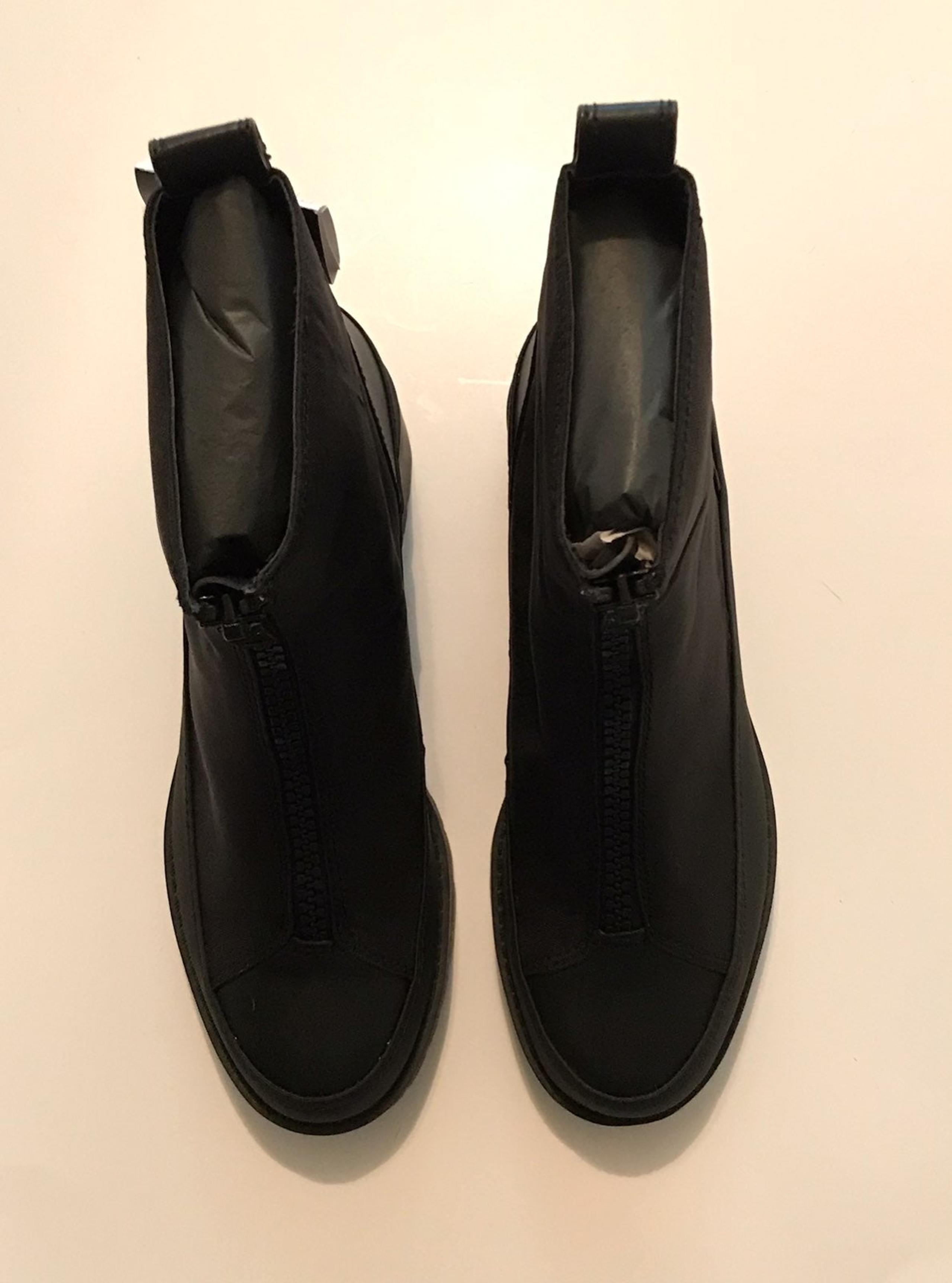 Women’s MNG Boots
