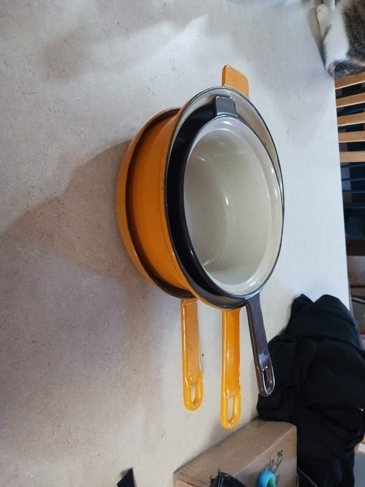 Vintage cookware