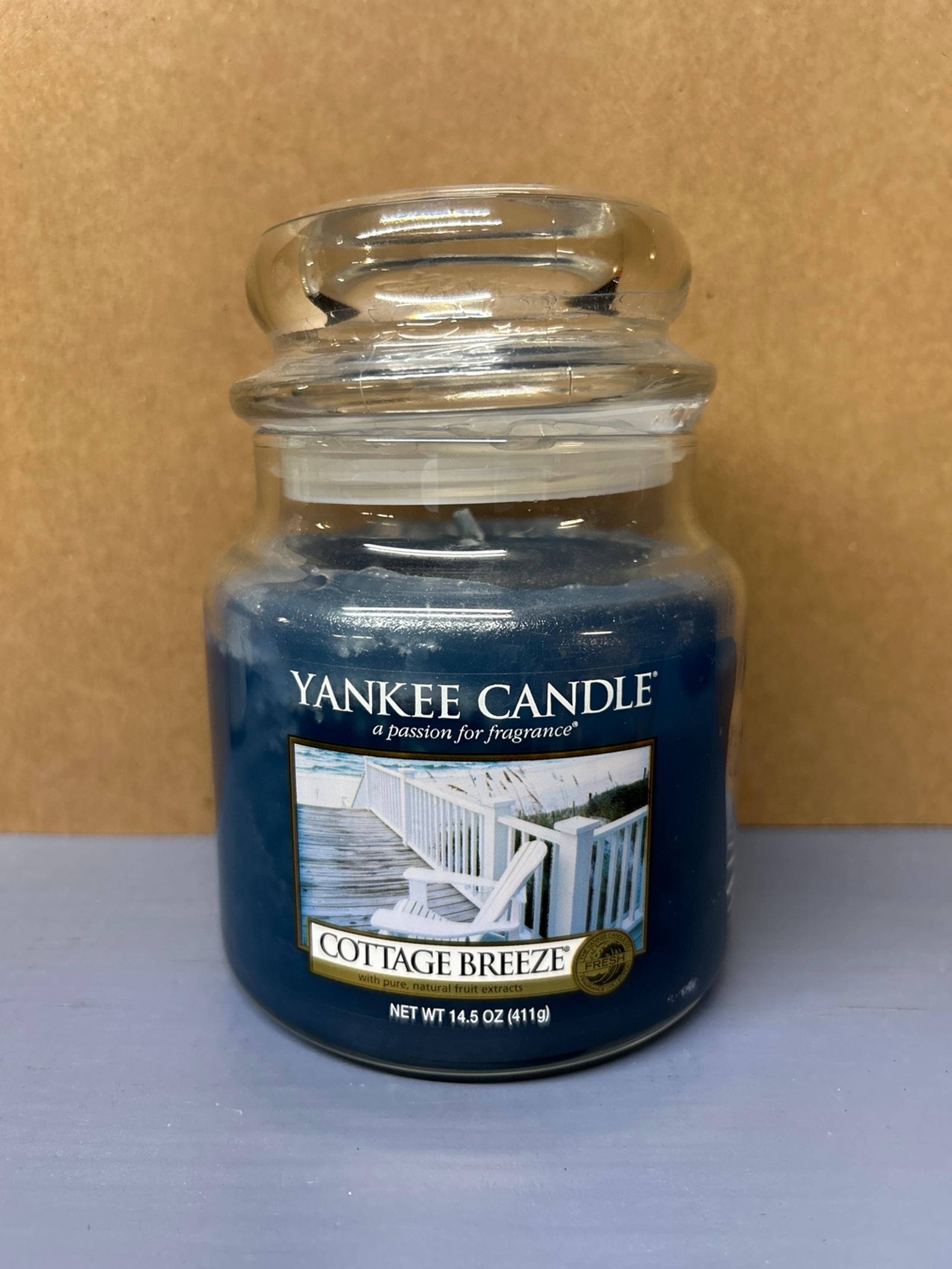 Yankee Candle Cottage Breeze Medium Jar - RARE! NEW! - Fresh Collection