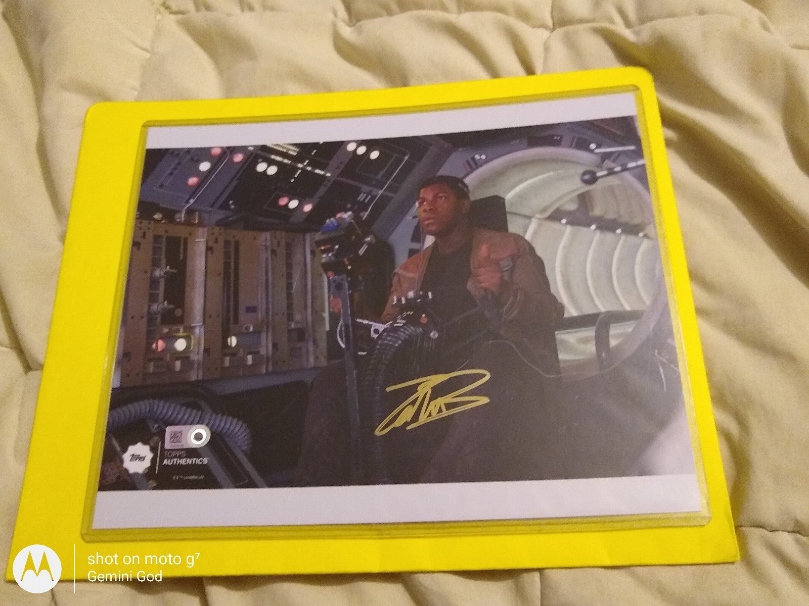 Topps Star Wars Authentics 8x10 Finn