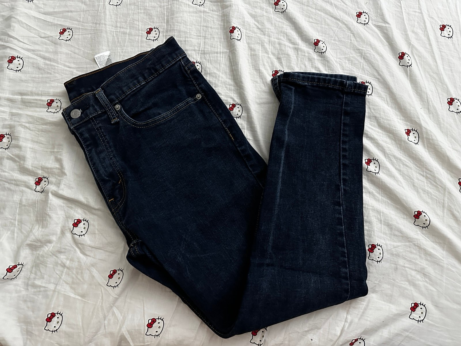 MEN LEVI JEANS