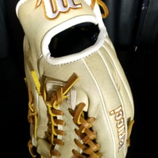 Marucci oxbow series m type glove 11.75