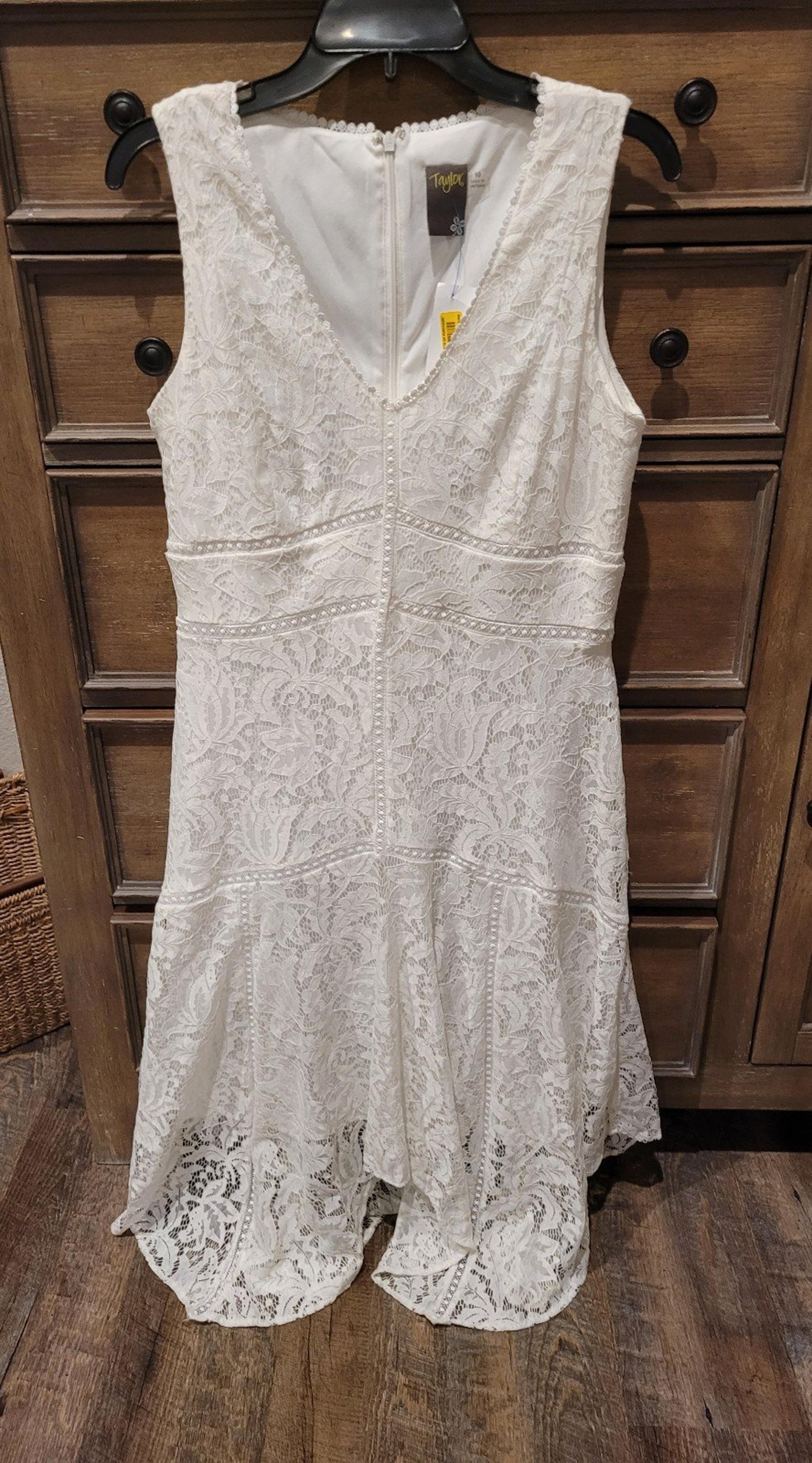 Taylor White Lace dress, size 10