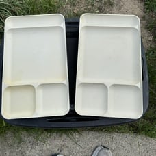 Tupperware 1535-5 Divided Tray TV Camping Picnic Almond ~ Lot of 4 ~ Vintage!