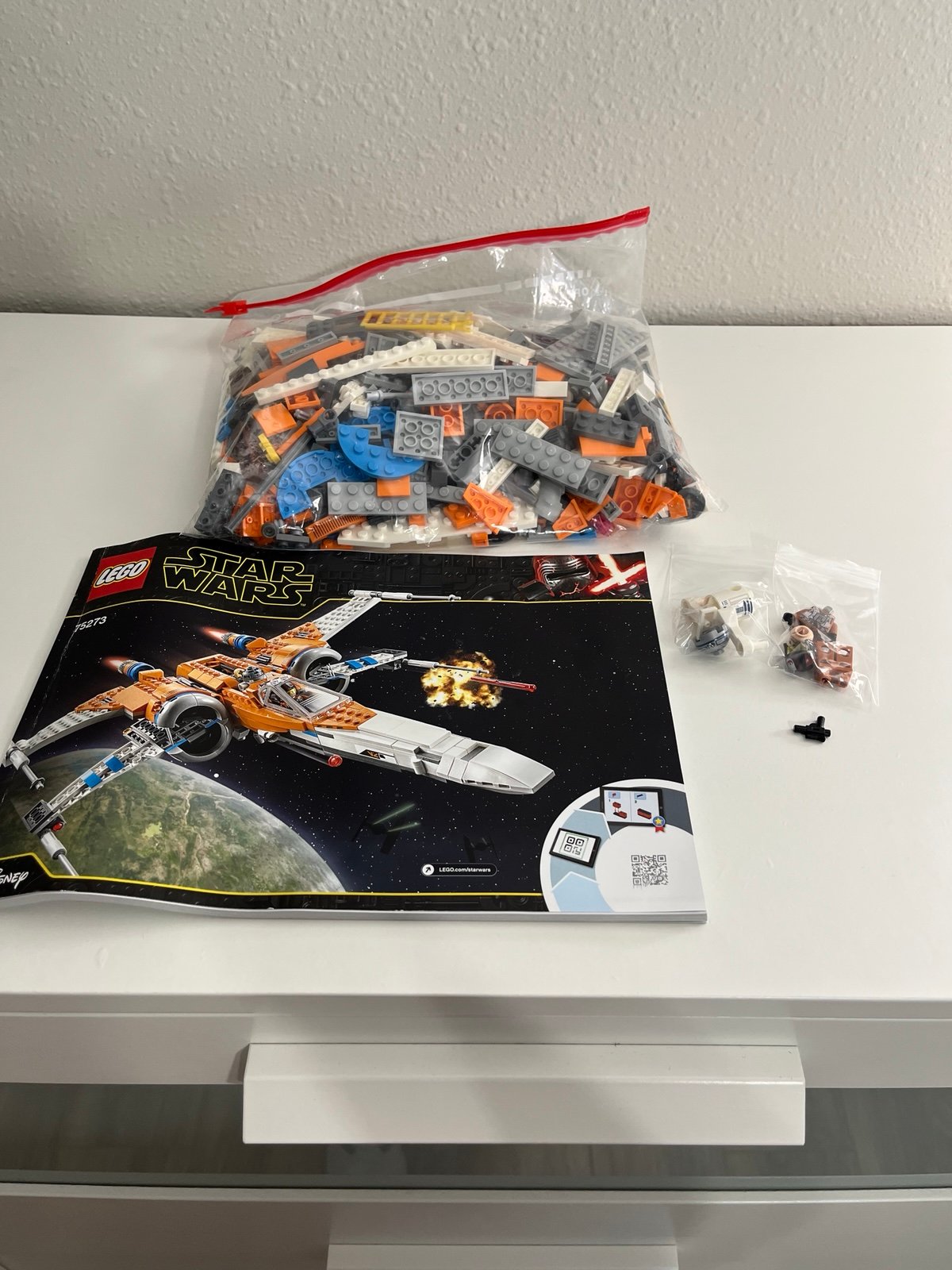 Lego Star Wars Poe Dameron’s X-Wing Starfighter 75273