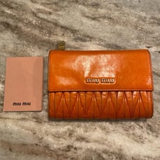 MIU MIU MATELASSE Bifold wallet